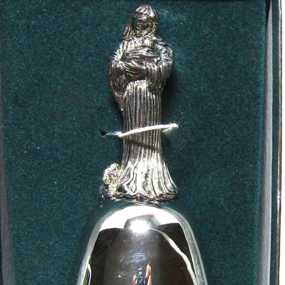 Lunt Silversmith Bell Mother & Child CH-407 NOS in Box